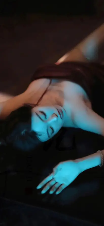 揭秘《奇奇欲爱世界》：当欲望与情感在夏日相遇